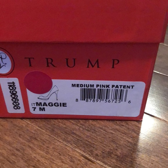 Ivanka Trump Red Platform Shoes - Picture 6 of 8